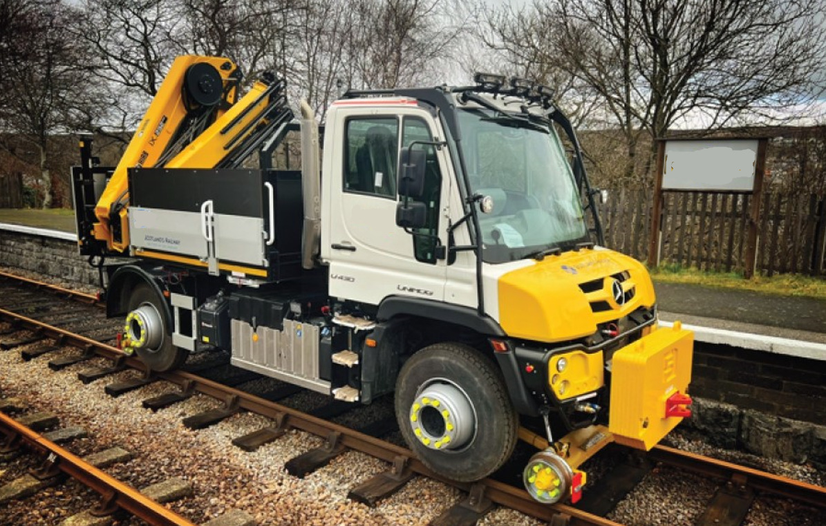 UNIMOG Unimog 423, 4x4, Mercedes Benz, Hiab - Kamion sa dizalicom: slika 1 UNIMOG Unimog 423, 4x4, Mercedes Benz, Hiab - Kamion sa dizalicom: slika 1