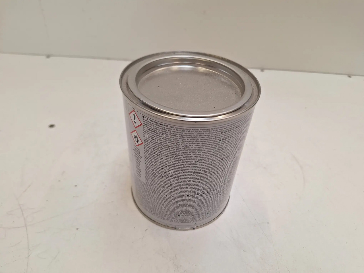 1 Dose Standomix (Standox) - Гаражна опрема: slika 2 1 Dose Standomix (Standox) - Гаражна опрема: slika 2