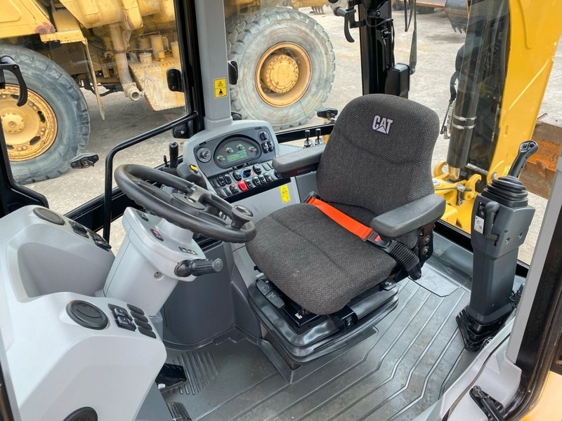 Caterpillar 432F2 NVT - Bager utovarivač: slika 3 Caterpillar 432F2 NVT - Bager utovarivač: slika 3