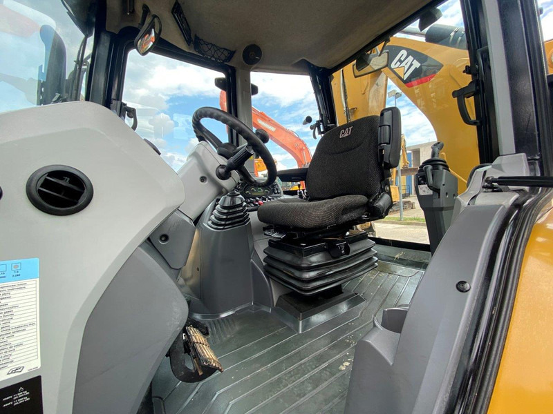 Caterpillar 432F2 NVT - Bager utovarivač: slika 3 Caterpillar 432F2 NVT - Bager utovarivač: slika 3
