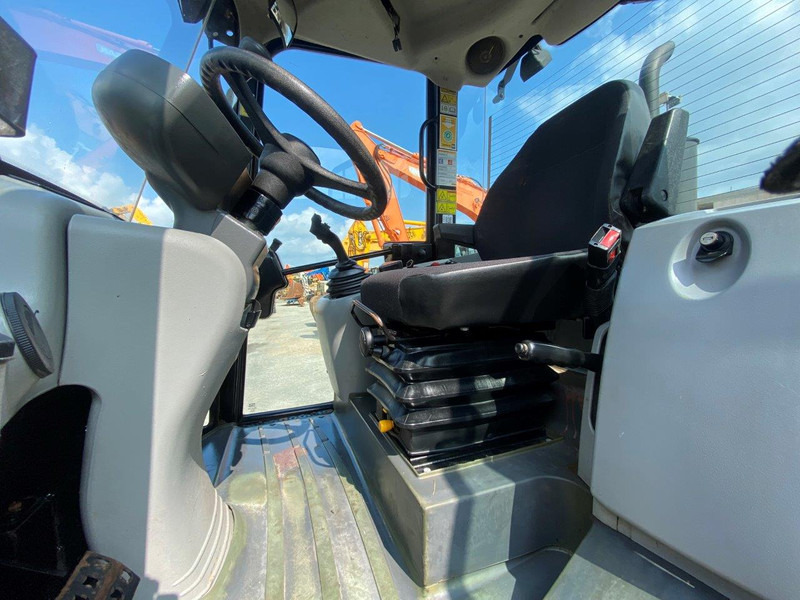 Caterpillar 908 H2 NVT - Utovarivač točkaš: slika 3 Caterpillar 908 H2 NVT - Utovarivač točkaš: slika 3