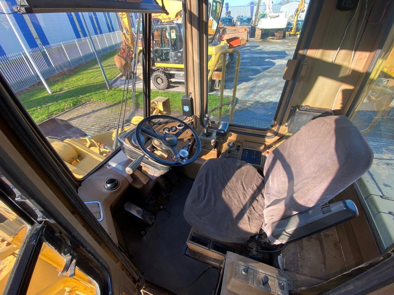 Caterpillar 966E NVT - Utovarivač točkaš: slika 3 Caterpillar 966E NVT - Utovarivač točkaš: slika 3