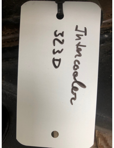 Caterpillar CAT 323D aftercooler OEM 4530619 - Hladnjak: slika 2 Caterpillar CAT 323D aftercooler OEM 4530619 - Hladnjak: slika 2