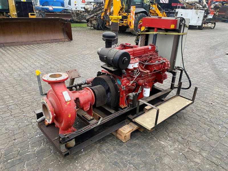 Ford / Ahlström 2725E NVT - Pumpa za vodu: slika 1 Ford / Ahlström 2725E NVT - Pumpa za vodu: slika 1
