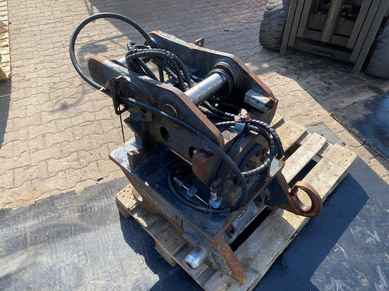 INDEXATOR PTS-10 - Tiltrotator: slika 2 INDEXATOR PTS-10 - Tiltrotator: slika 2