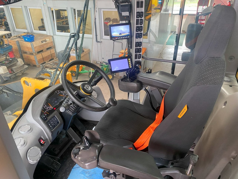 Volvo L120H NVT - Utovarivač točkaš: slika 3 Volvo L120H NVT - Utovarivač točkaš: slika 3