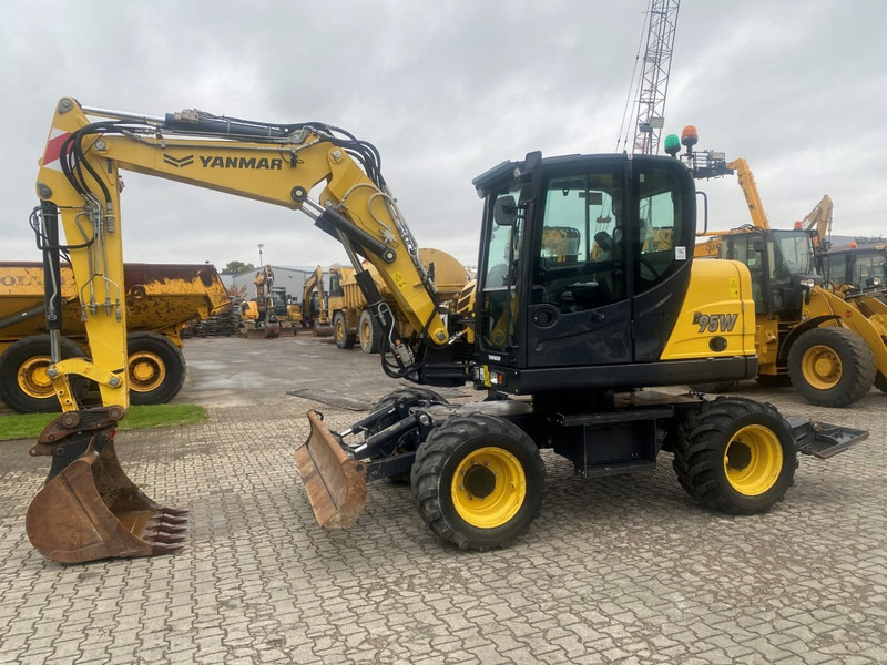 Yanmar B95w NVT - Bager točkaš: slika 1 Yanmar B95w NVT - Bager točkaš: slika 1
