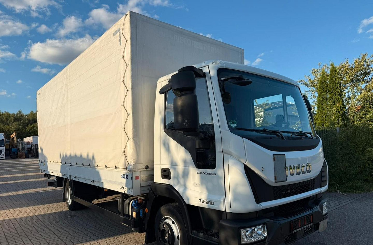 Iveco - Kamion sa ceradom: slika 1 Iveco - Kamion sa ceradom: slika 1