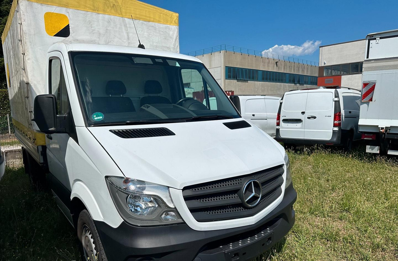 Mercedes Benz 211 centina euro 6 - Dostavno vozilo sa ceradom: slika 2 Mercedes Benz 211 centina euro 6 - Dostavno vozilo sa ceradom: slika 2