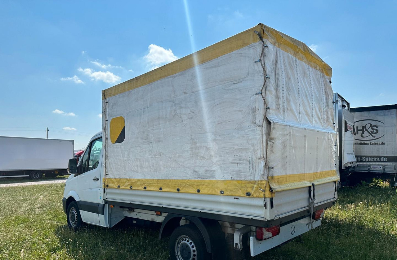 Mercedes Benz 211 centina euro 6 - Dostavno vozilo sa ceradom: slika 3 Mercedes Benz 211 centina euro 6 - Dostavno vozilo sa ceradom: slika 3