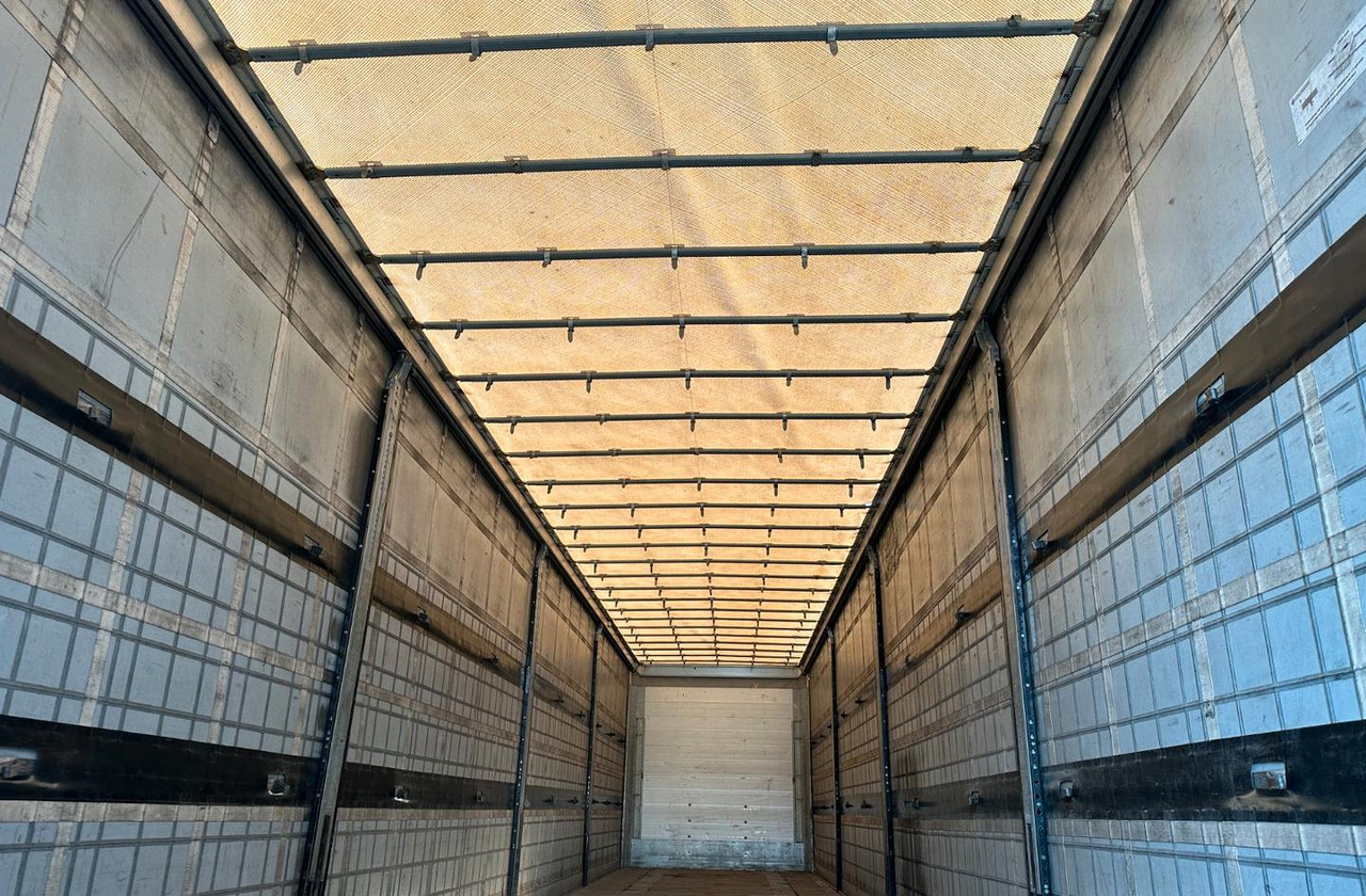 Semirimorchio schmitz cargobull 3 assi - Poluprikolica sa ceradom: slika 3 Semirimorchio schmitz cargobull 3 assi - Poluprikolica sa ceradom: slika 3
