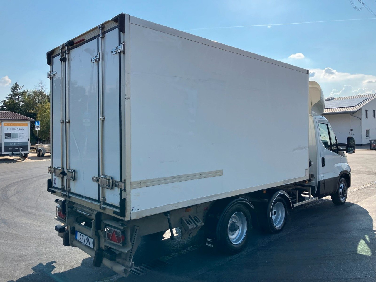 Iveco Daily 35C18 MAXICARGO Kühlkoffer/CARRIER/AC/EU6 Iveco Daily 35C18 MAXICARGO Kühlkoffer/CARRIER/AC/EU6 - Dostavno vozilo hladnjača: slika 4 Iveco Daily 35C18 MAXICARGO Kühlkoffer/CARRIER/AC/EU6 Iveco Daily 35C18 MAXICARGO Kühlkoffer/CARRIER/AC/EU6 - Dostavno vozilo hladnjača: slika 4