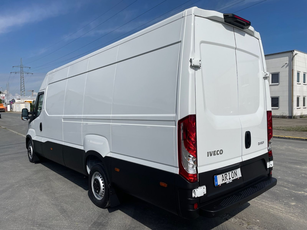 Iveco Daily 35S16 L4H2 Kastenwagen/GARANTIE/4680mm/AC - Furgon: slika 4 Iveco Daily 35S16 L4H2 Kastenwagen/GARANTIE/4680mm/AC - Furgon: slika 4