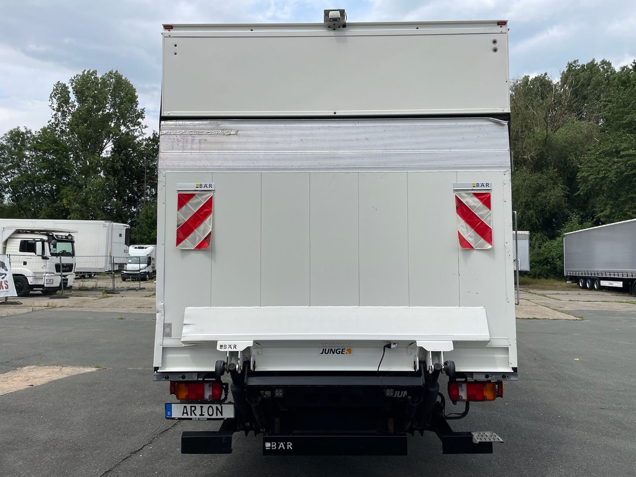 MAN TGL 8.190 4x2 BL Koffer/MIETE/MIETKAUF/LBW/EU6d - Dostavno vozilo sa zatvorenim sandukom: slika 5 MAN TGL 8.190 4x2 BL Koffer/MIETE/MIETKAUF/LBW/EU6d - Dostavno vozilo sa zatvorenim sandukom: slika 5