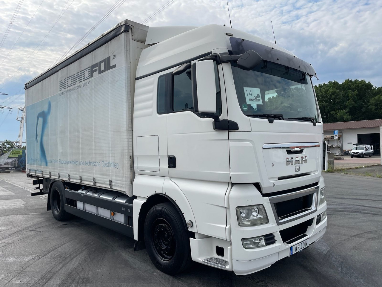MAN TGX 18.440 4x2 BL Pritsche+Plane/AC/2xBett/EU5 - Kamion sa ceradom: slika 1 MAN TGX 18.440 4x2 BL Pritsche+Plane/AC/2xBett/EU5 - Kamion sa ceradom: slika 1