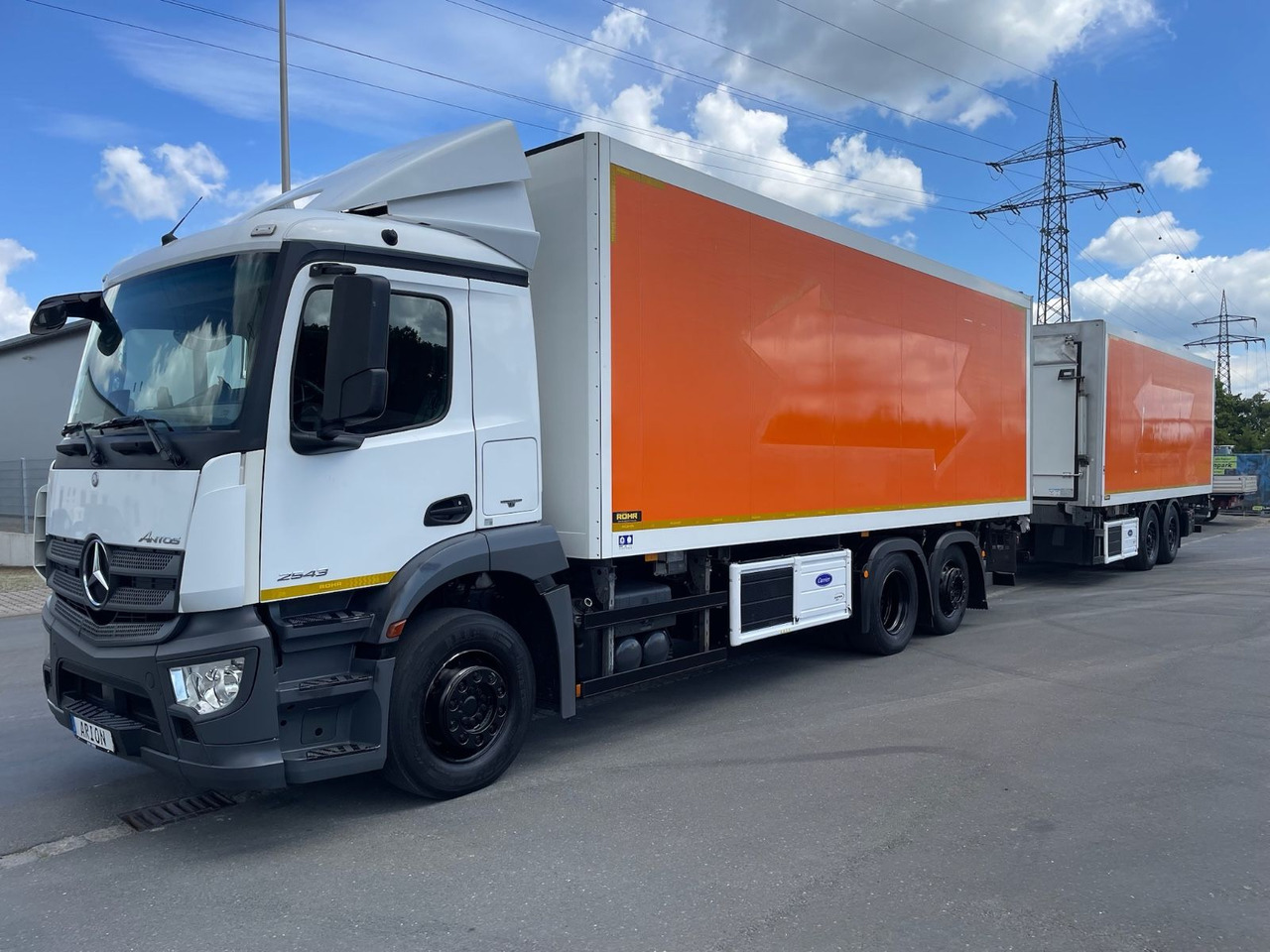 Mercedes-Benz Antos 2543 6x2 Kühlkoffer/CARRIER/ROHR/NLA/LBW - Hladnjača: slika 3 Mercedes-Benz Antos 2543 6x2 Kühlkoffer/CARRIER/ROHR/NLA/LBW - Hladnjača: slika 3