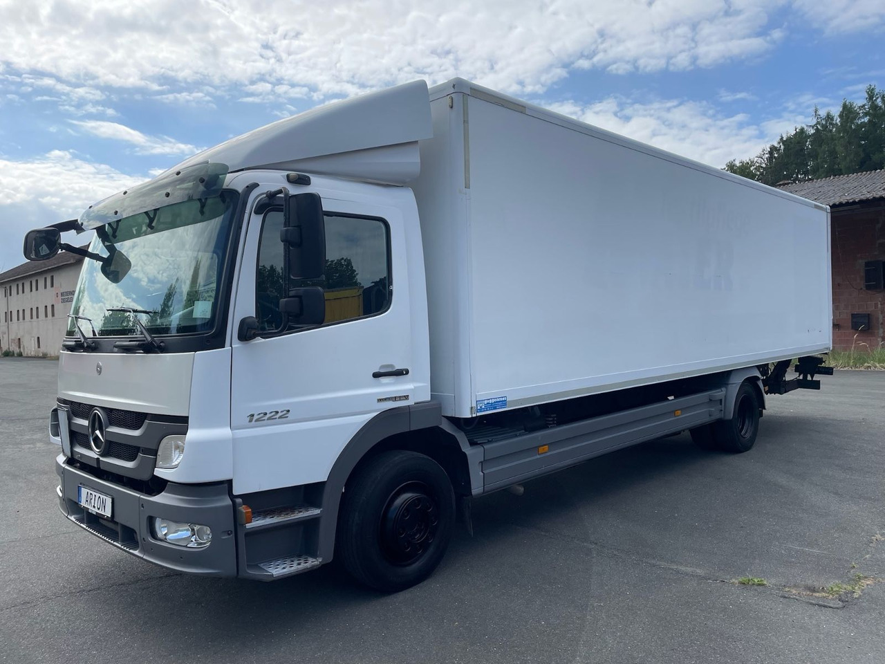 Mercedes-Benz Atego 2 1222 4x2 Koffer/LBW/DAUTEL/8,25m/AC/EU5 - Kamion sa zatvorenim sandukom: slika 3 Mercedes-Benz Atego 2 1222 4x2 Koffer/LBW/DAUTEL/8,25m/AC/EU5 - Kamion sa zatvorenim sandukom: slika 3