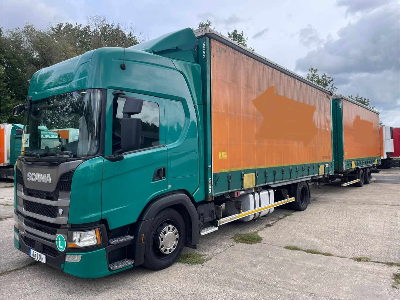 Scania G450 Pritsche+Plane/ANHÄNGER/KOTSCHENREUTHER - Kamion sa ceradom: slika 2 Scania G450 Pritsche+Plane/ANHÄNGER/KOTSCHENREUTHER - Kamion sa ceradom: slika 2