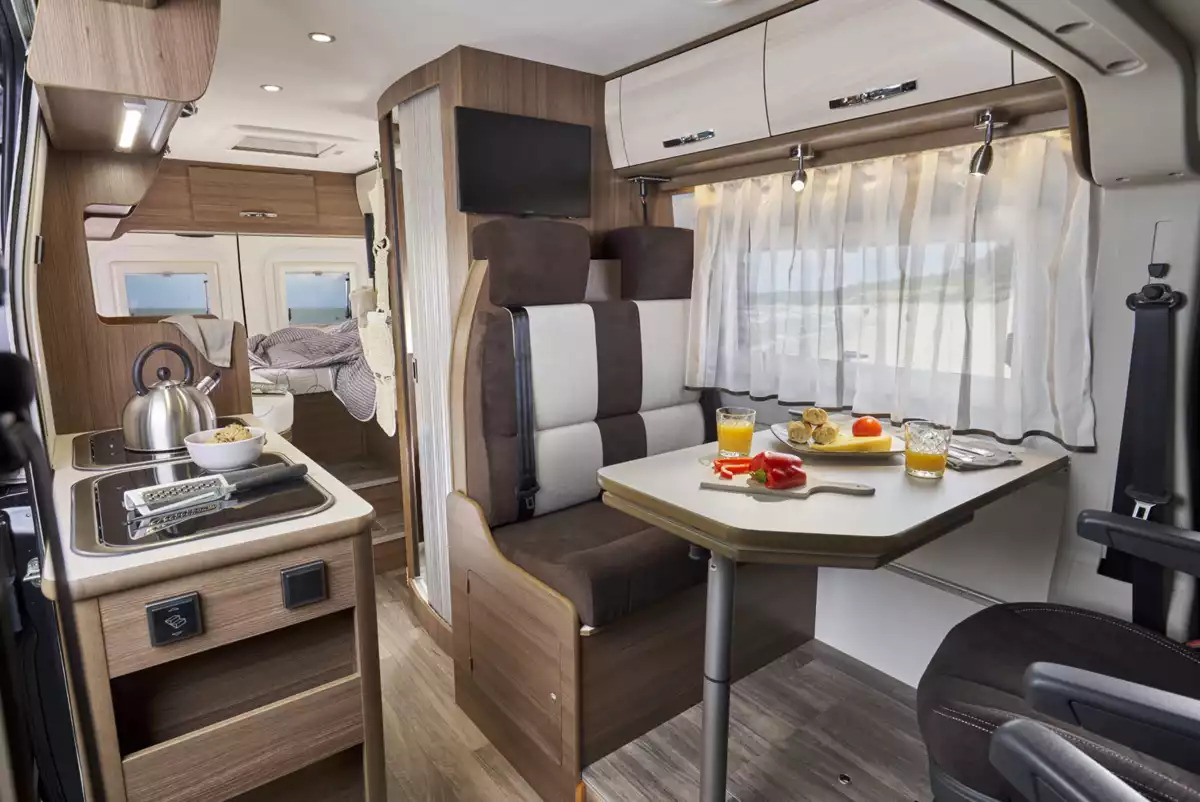 Bravia Mobil Swan 636 PEUGEOT BOXER, EURO 6.4 Bravia Mobil Swan 636 PEUGEOT BOXER, EURO 6.4: slika 9 Bravia Mobil Swan 636 PEUGEOT BOXER, EURO 6.4 Bravia Mobil Swan 636 PEUGEOT BOXER, EURO 6.4: slika 9