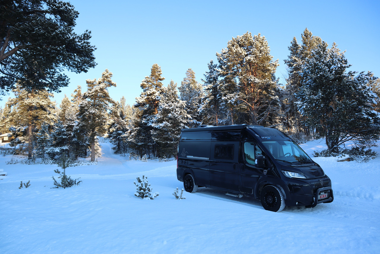 Bravia Swan 599 Nordic - Kamp kombi: slika 1 Bravia Swan 599 Nordic - Kamp kombi: slika 1