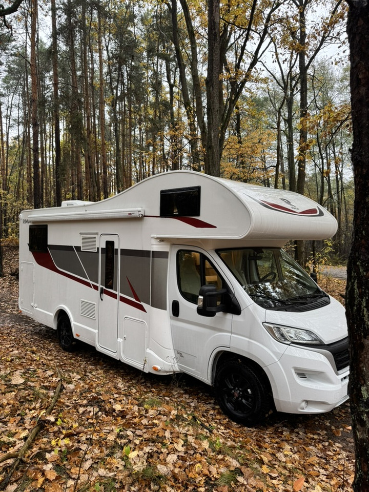 Rimor Seal 695 - Alkoven kamper: slika 2 Rimor Seal 695 - Alkoven kamper: slika 2