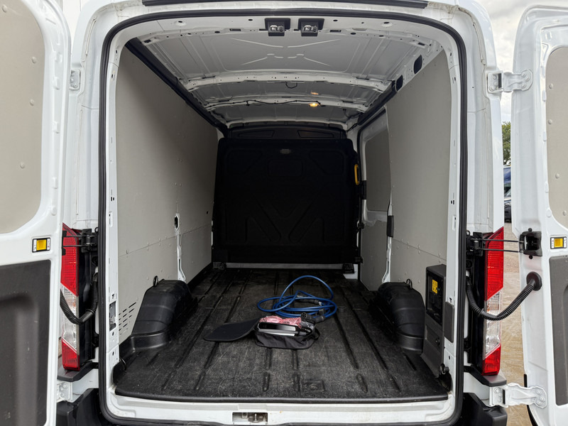 Furgon, Električno dostavno vozilo Ford E-Transit 75kWh 184PK 390 Elektrisch 75kWh 334km WLTP BEV Snelladen L2H2 Climate Control Tacho Carplay Camera Stoelverwarming Parkeersensoren voor achter: slika 15