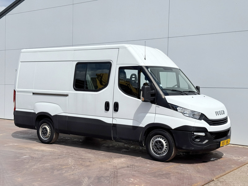 Iveco Daily 35S14 2.3 L2H2 Dubbele Cabine 7 Stoelen Airco Cruise Control Trekhaak 3.5t Lucht geveerde stoel - Furgon, Dostavno vozilo sa duplom kabinom: slika 4 Iveco Daily 35S14 2.3 L2H2 Dubbele Cabine 7 Stoelen Airco Cruise Control Trekhaak 3.5t Lucht geveerde stoel - Furgon, Dostavno vozilo sa duplom kabinom: slika 4