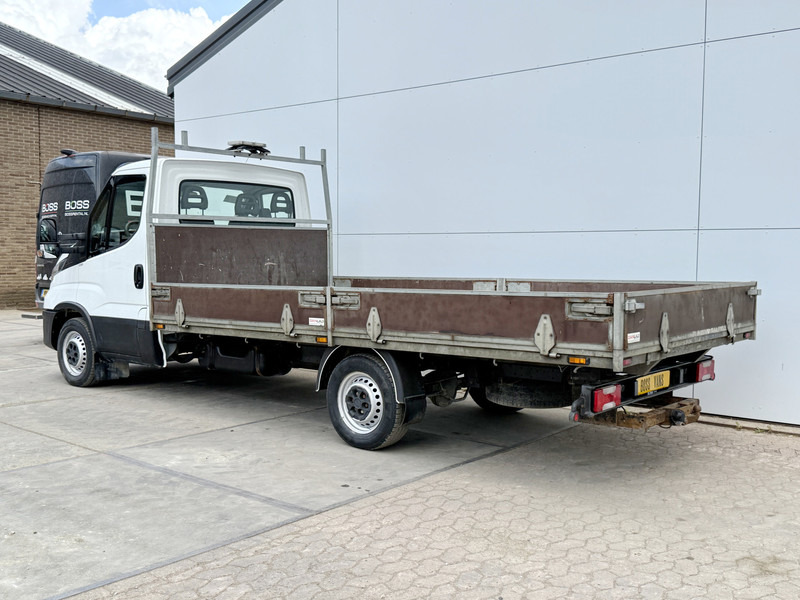 Iveco Daily 35S14 2.3 L3H1 Airco Cruise Control Standkachel Trekhaak Open Laadbak Pritische Lucht geveerde stoel - Dostavno vozilo sa otvorenom sandukom: slika 2 Iveco Daily 35S14 2.3 L3H1 Airco Cruise Control Standkachel Trekhaak Open Laadbak Pritische Lucht geveerde stoel - Dostavno vozilo sa otvorenom sandukom: slika 2