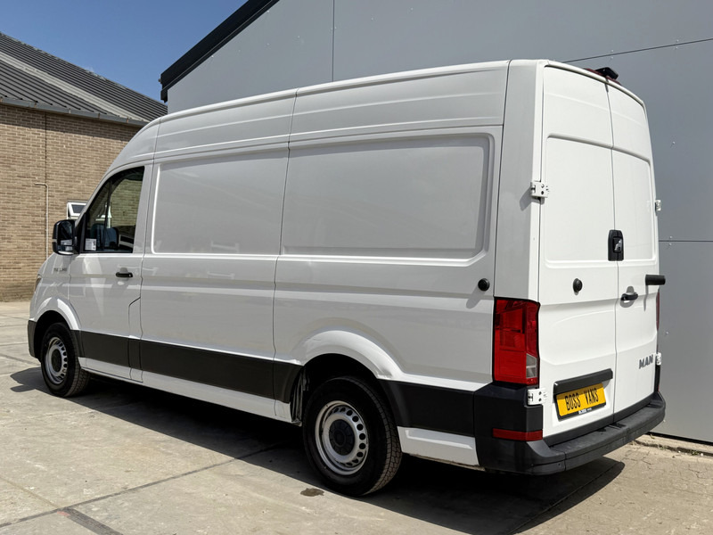 MAN TGE 3.140 2.0 TDI L3H3 Automaat Airco Cruise Control Camera Apple Carplay Parkeersensoren voor achter - Furgon: slika 2 MAN TGE 3.140 2.0 TDI L3H3 Automaat Airco Cruise Control Camera Apple Carplay Parkeersensoren voor achter - Furgon: slika 2