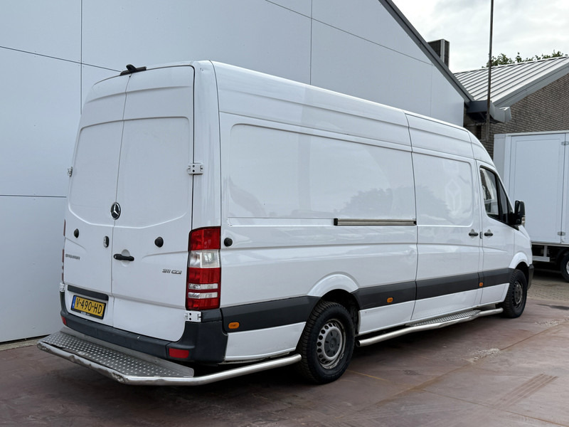 Mercedes-Benz Sprinter 311 2.2 CDI Automaat L3H2 Cruise Control Camera Sidebars Pakketbus - Furgon: slika 3 Mercedes-Benz Sprinter 311 2.2 CDI Automaat L3H2 Cruise Control Camera Sidebars Pakketbus - Furgon: slika 3