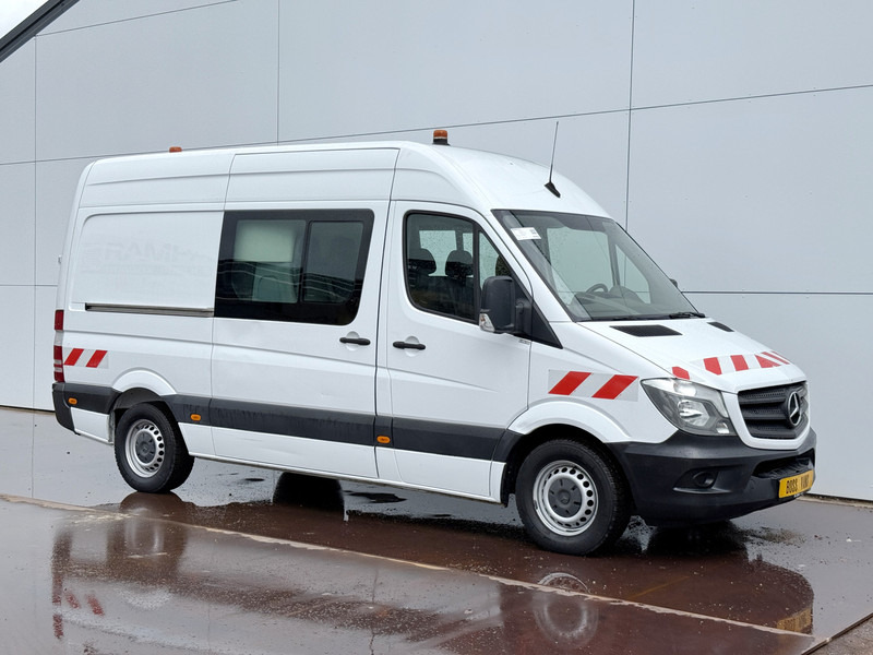 Mercedes-Benz Sprinter 314 2.2 CDI Dubbele Cabine 7 Stoelen L2H2 Climate Control Cruise Control 3.5t Trekhaak - Mali kombi, Dostavno vozilo sa duplom kabinom: slika 4 Mercedes-Benz Sprinter 314 2.2 CDI Dubbele Cabine 7 Stoelen L2H2 Climate Control Cruise Control 3.5t Trekhaak - Mali kombi, Dostavno vozilo sa duplom kabinom: slika 4