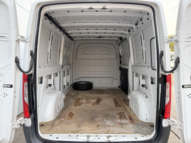 Furgon Mercedes-Benz Sprinter 315 1.9 CDI L2H1 Climate Control Cruise Control Carplay: slika 12 Furgon Mercedes-Benz Sprinter 315 1.9 CDI L2H1 Climate Control Cruise Control Carplay: slika 12