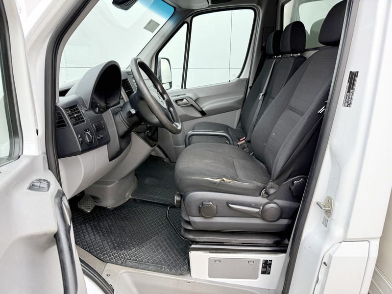 Mercedes-Benz Sprinter 316 2.1 CDI Automaat Laadklep Lane Assist Standkachel Climate Control Bakwagen Meubelbak - Dostavno vozilo sa zatvorenim sandukom: slika 5 Mercedes-Benz Sprinter 316 2.1 CDI Automaat Laadklep Lane Assist Standkachel Climate Control Bakwagen Meubelbak - Dostavno vozilo sa zatvorenim sandukom: slika 5