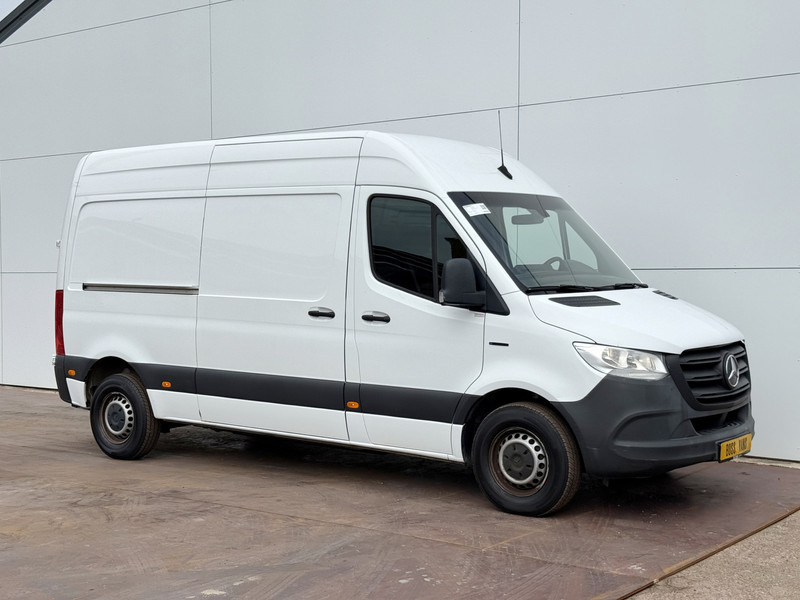 Mercedes-Benz eSprinter 312 - Binnenkort verwacht! ALL-IN PRIJS L2H2 55kWh 168km WLTP 80kw Snelladen Climate Control Camera Stoelverwarming - Furgon, Električno dostavno vozilo: slika 4 Mercedes-Benz eSprinter 312 - Binnenkort verwacht! ALL-IN PRIJS L2H2 55kWh 168km WLTP 80kw Snelladen Climate Control Camera Stoelverwarming - Furgon, Električno dostavno vozilo: slika 4