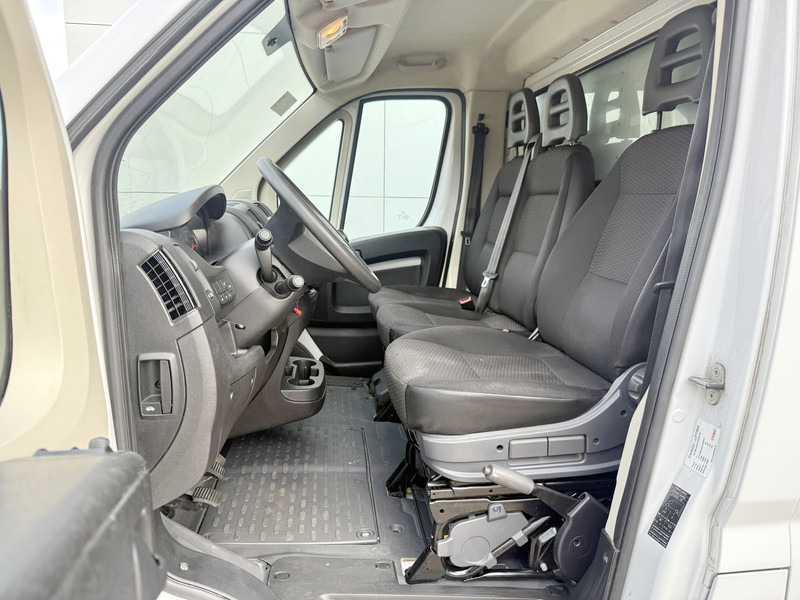 Peugeot Boxer 2.2 HDI Laadklep Cruise Control Meubelbak Bakwagen Koffer - Furgon: slika 5 Peugeot Boxer 2.2 HDI Laadklep Cruise Control Meubelbak Bakwagen Koffer - Furgon: slika 5