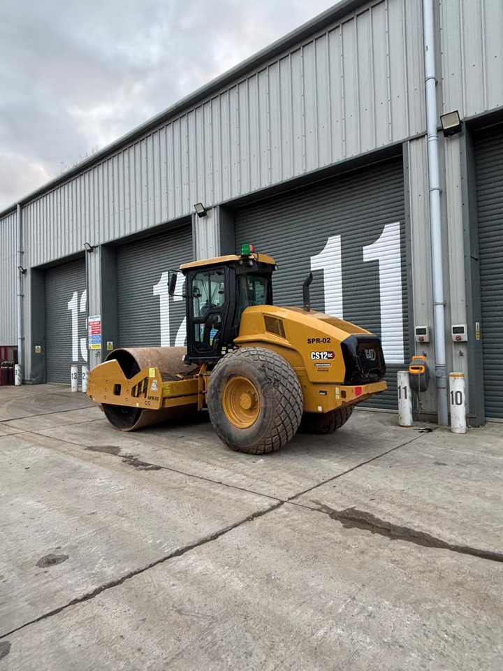 CAT CS12GC - Valjak: slika 3 CAT CS12GC - Valjak: slika 3