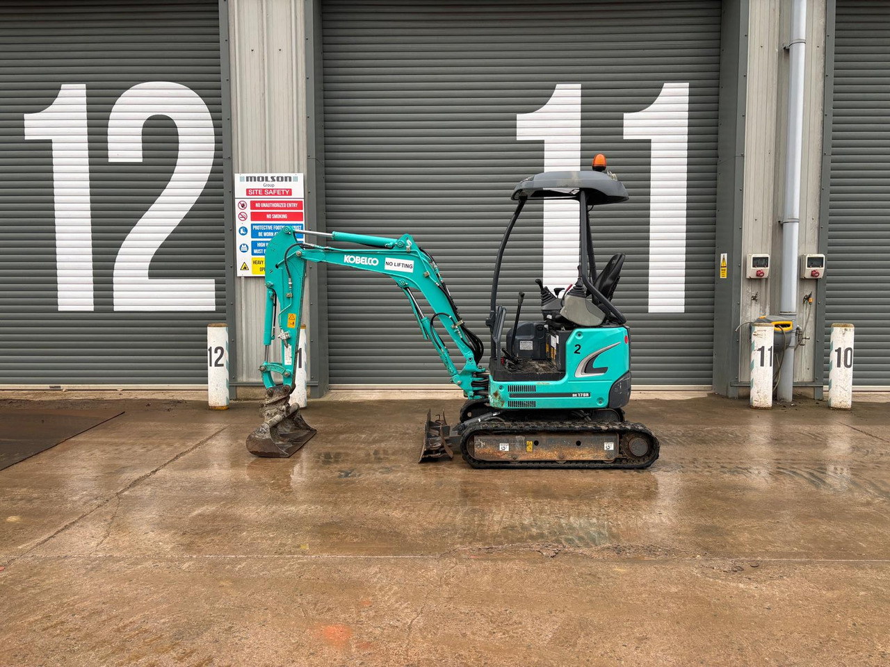 Kobelco SK17SR-3E - Mini bager: slika 2 Kobelco SK17SR-3E - Mini bager: slika 2