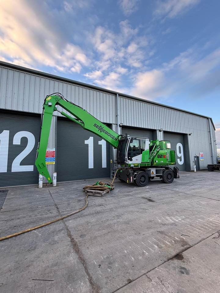 Sennebogen 821 Electric - Bager za obradu otpada/ Industrije: slika 1 Sennebogen 821 Electric - Bager za obradu otpada/ Industrije: slika 1
