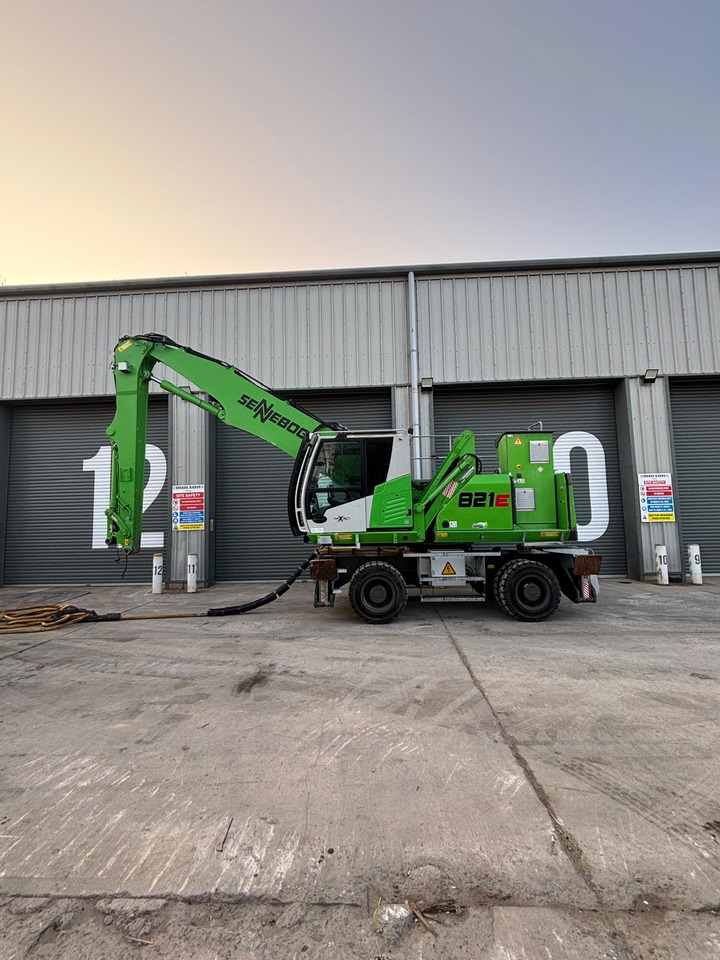 Sennebogen 821E Electric - Bager za obradu otpada/ Industrije: slika 2 Sennebogen 821E Electric - Bager za obradu otpada/ Industrije: slika 2