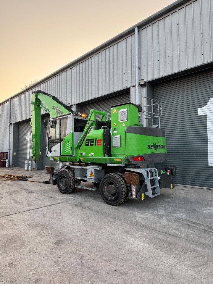Sennebogen 821E Electric - Bager za obradu otpada/ Industrije: slika 3 Sennebogen 821E Electric - Bager za obradu otpada/ Industrije: slika 3