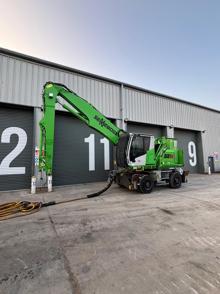 Sennebogen 821E Electric - Bager za obradu otpada/ Industrije: slika 1 Sennebogen 821E Electric - Bager za obradu otpada/ Industrije: slika 1