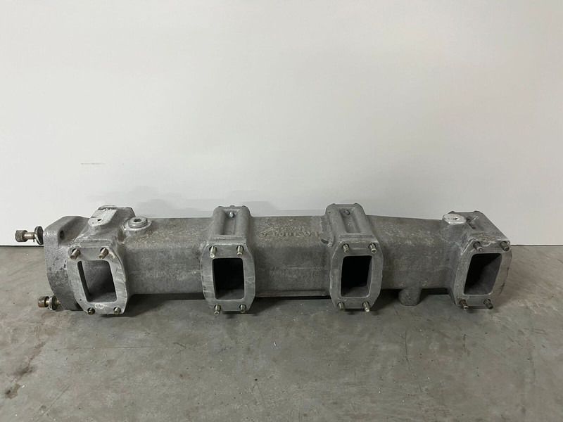 Liebherr A974 / P974 / R942 / R944 / R954 / R964 / R974 / R974B - A 974 / P 974 / R 942 / R 944 / R 954 / R 964 / R 974 / R 974B - Usisna cev: slika 4 Liebherr A974 / P974 / R942 / R944 / R954 / R964 / R974 / R974B - A 974 / P 974 / R 942 / R 944 / R 954 / R 964 / R 974 / R 974B - Usisna cev: slika 4