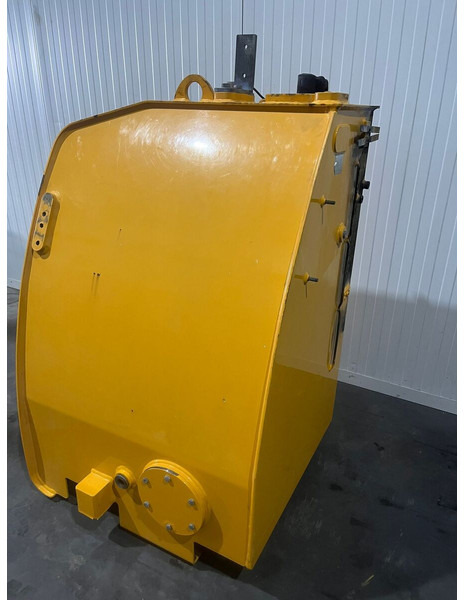 Liebherr - Rezervoar za gorivo: slika 1 Liebherr - Rezervoar za gorivo: slika 1