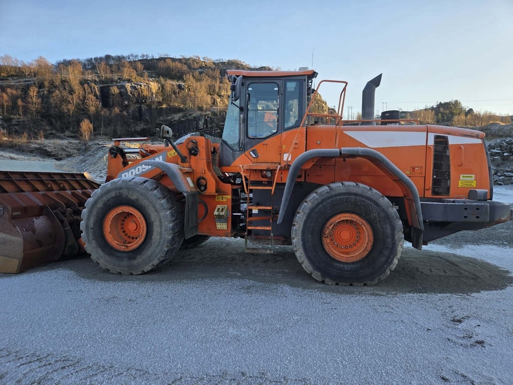 Doosan DL 450-5 - Utovarivač točkaš: slika 1 Doosan DL 450-5 - Utovarivač točkaš: slika 1