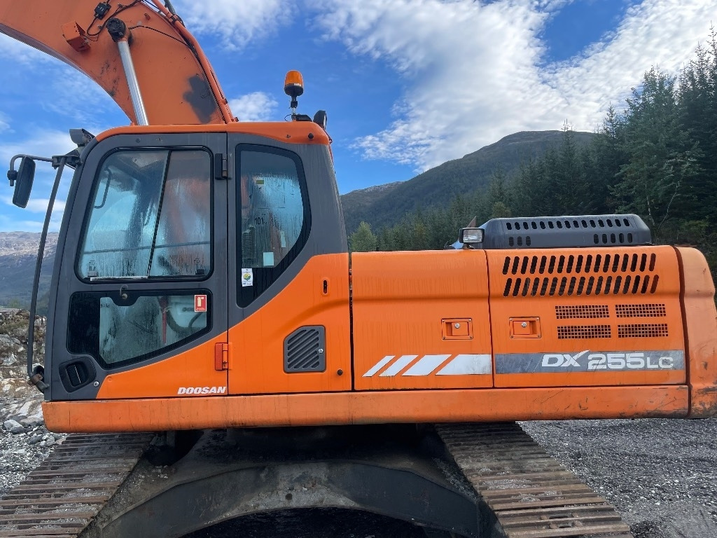 Doosan DX 255 LC-3 - Bager guseničar: slika 4 Doosan DX 255 LC-3 - Bager guseničar: slika 4