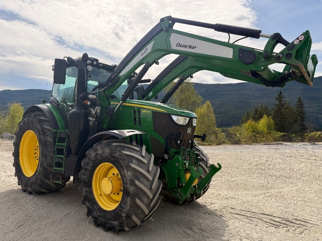 John Deere 6250 R ULTIMATE - Traktor: slika 1 John Deere 6250 R ULTIMATE - Traktor: slika 1