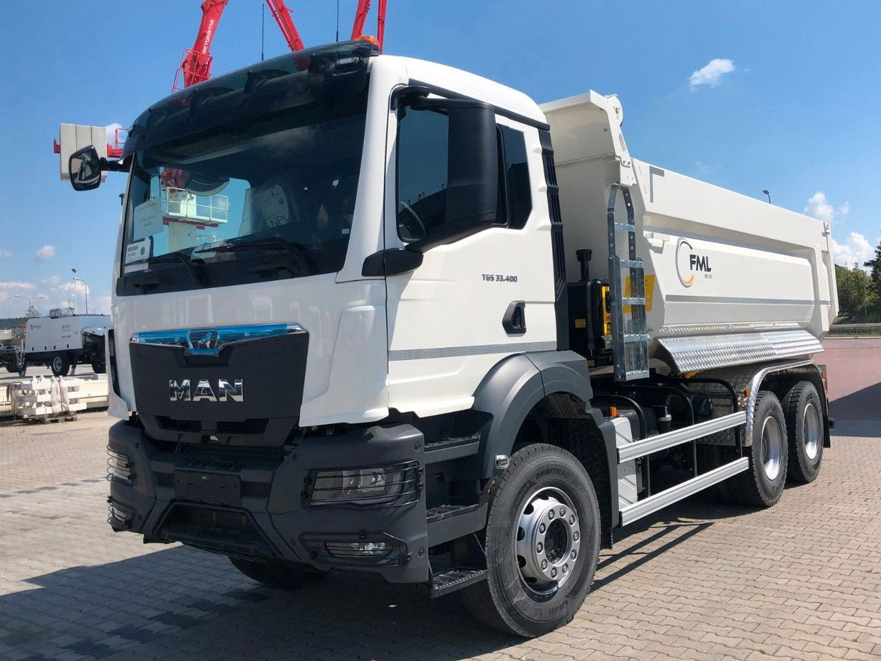 MAN TGS 33.400 6X4 EURO2 FML KIPPER 17,5M3 - Istovarivač: slika 2 MAN TGS 33.400 6X4 EURO2 FML KIPPER 17,5M3 - Istovarivač: slika 2