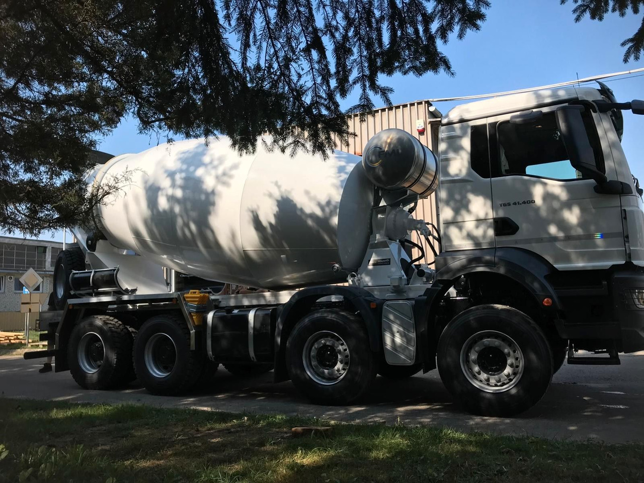 MAN TGS 41.400 EURO 2 FML 10 M3 - Mikser za beton: slika 5 MAN TGS 41.400 EURO 2 FML 10 M3 - Mikser za beton: slika 5