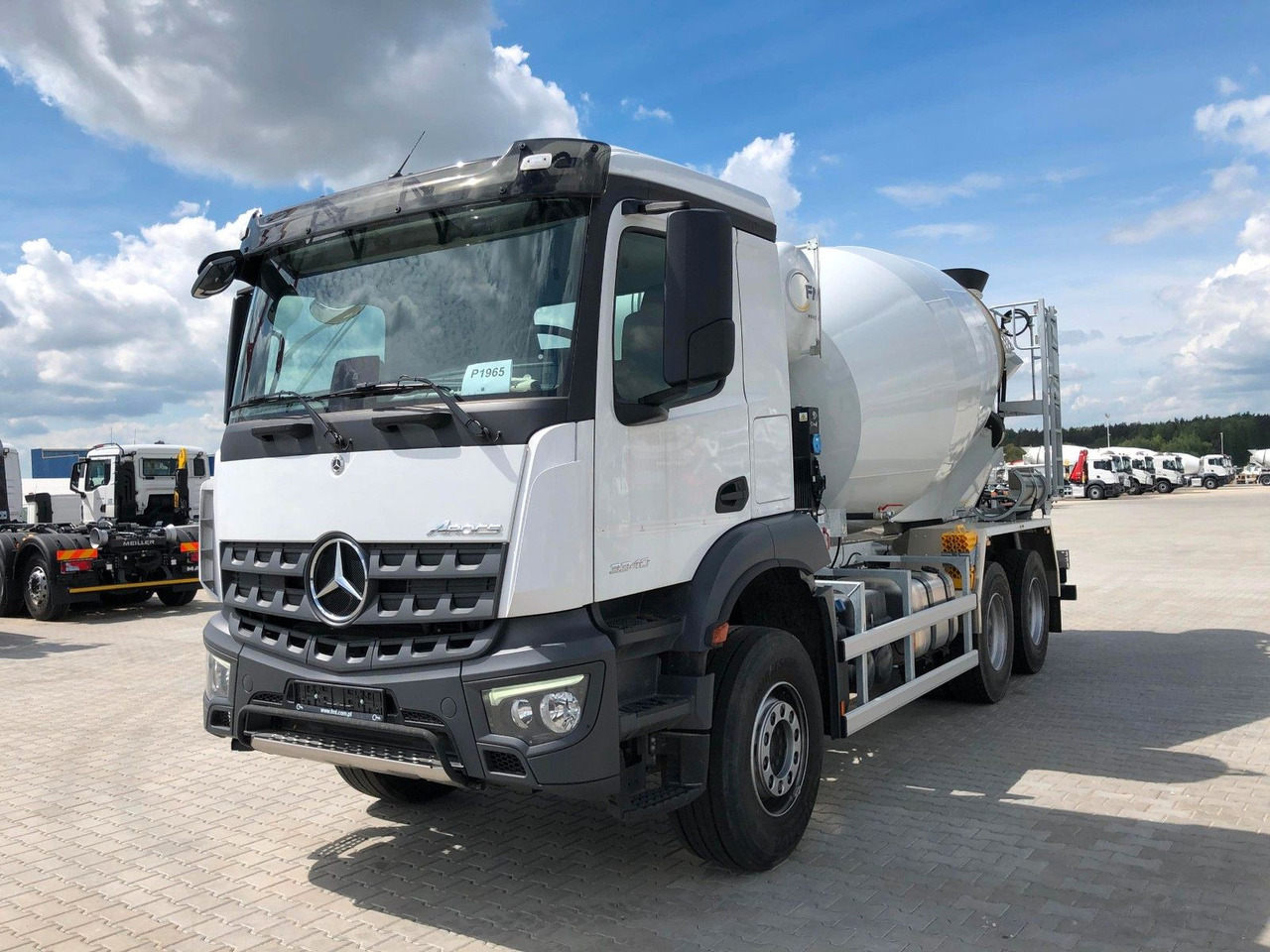 Mercedes-Benz AROCS 2640 FML 8M3 - Mikser za beton: slika 2 Mercedes-Benz AROCS 2640 FML 8M3 - Mikser za beton: slika 2