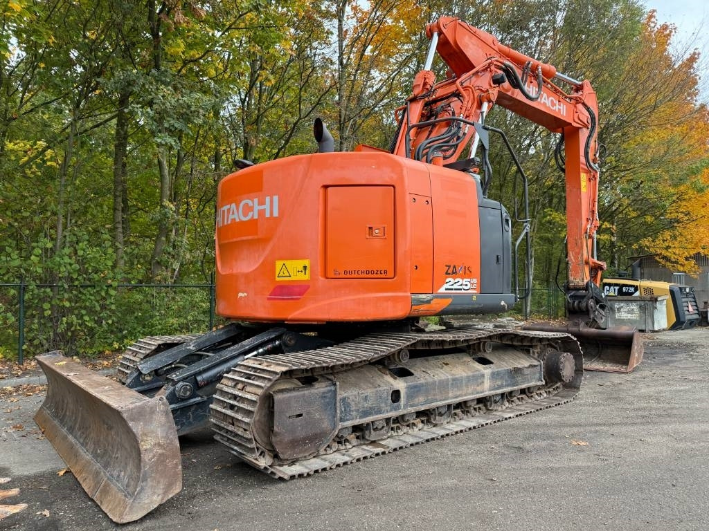 Hitachi ZX225 US LC-6 - Bager guseničar: slika 4 Hitachi ZX225 US LC-6 - Bager guseničar: slika 4
